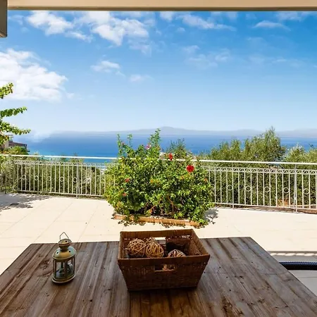 Aigli Fully Equipped Getaway - Seaview Lux Retreat Holiday home *