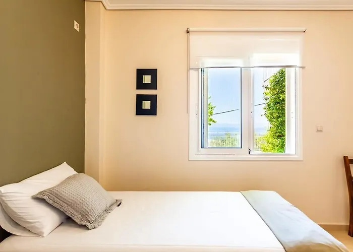 Aigli Fully Equipped Getaway - Seaview Lux Retreat Kalamata